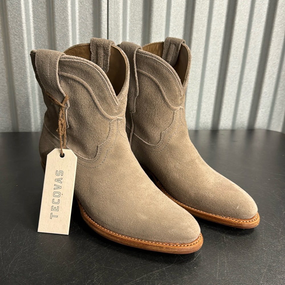 Tecovas Women's Tan Suede Ankle Booties